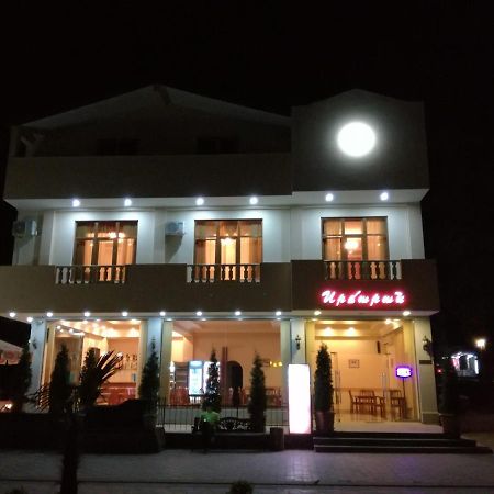Ruzan Hotel Ijevan Dış mekan fotoğraf