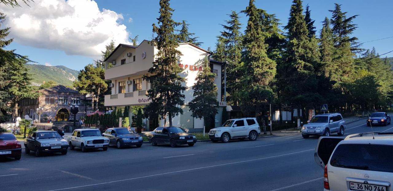 Ruzan Hotel Ijevan Dış mekan fotoğraf