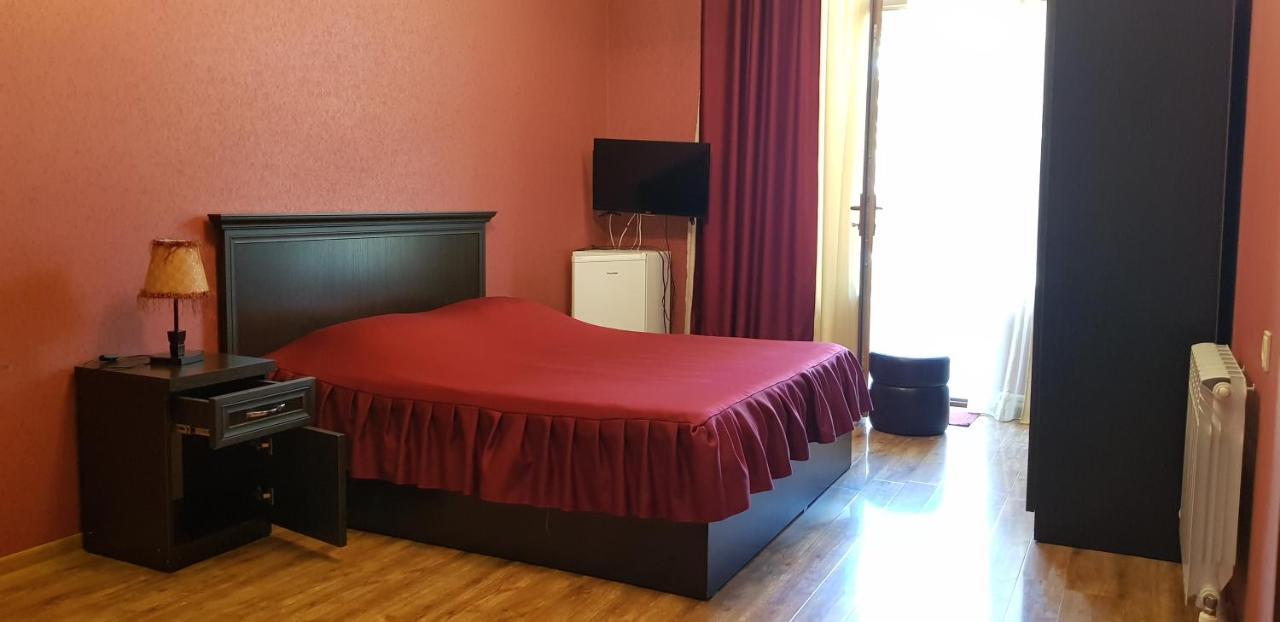 Ruzan Hotel Ijevan Dış mekan fotoğraf
