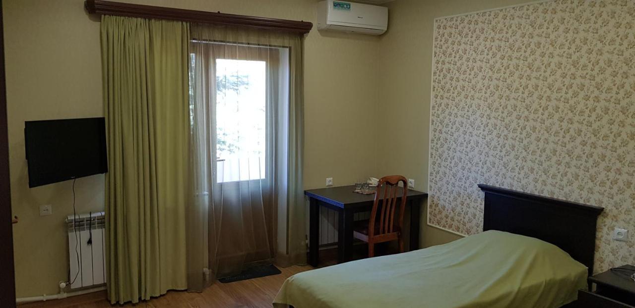 Ruzan Hotel Ijevan Dış mekan fotoğraf