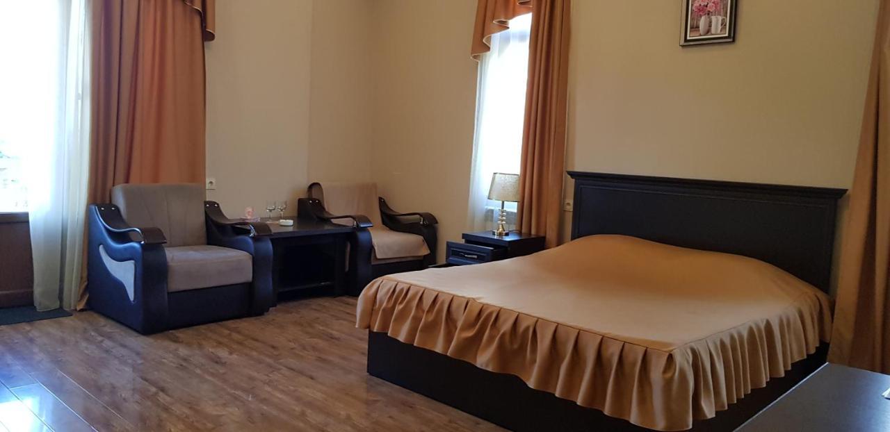 Ruzan Hotel Ijevan Dış mekan fotoğraf